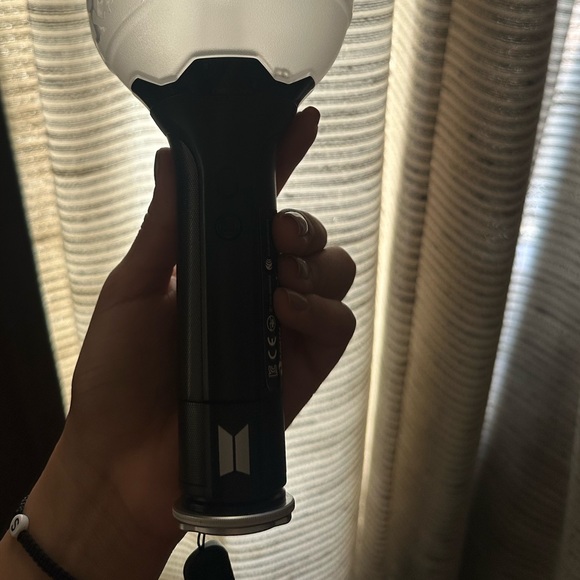 BTS Lightstick Army Bomb - Picture 2 of 3